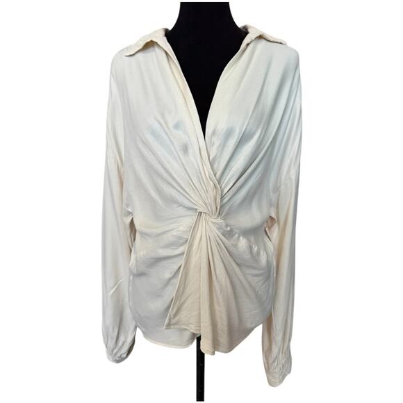 NEW TOPSHOP NORDSTROM ~ 100% Viscose Women's Ivory Knot Front Blouse Top Sz 12 - Picture 3 of 7